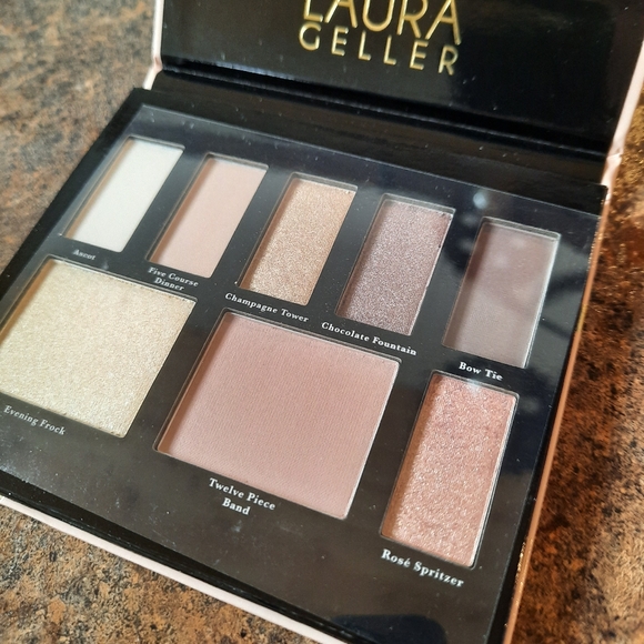 Laura Geller Other - Laura geller pallet eyeshadow blush highlight